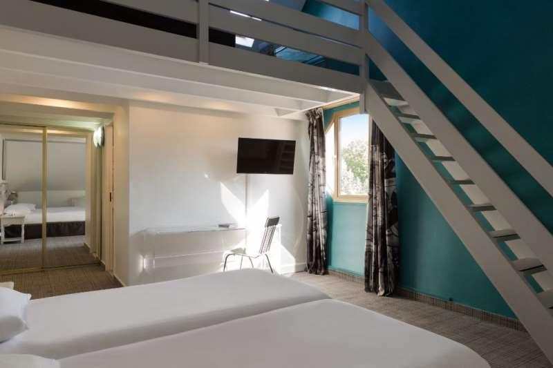 Hotel Le Cardinal Rueil Centre Δωμάτιο φωτογραφία